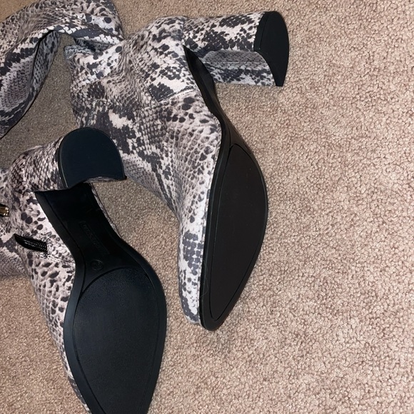 NBW Marc Fisher Over The Knee Boots - Picture 3 of 3